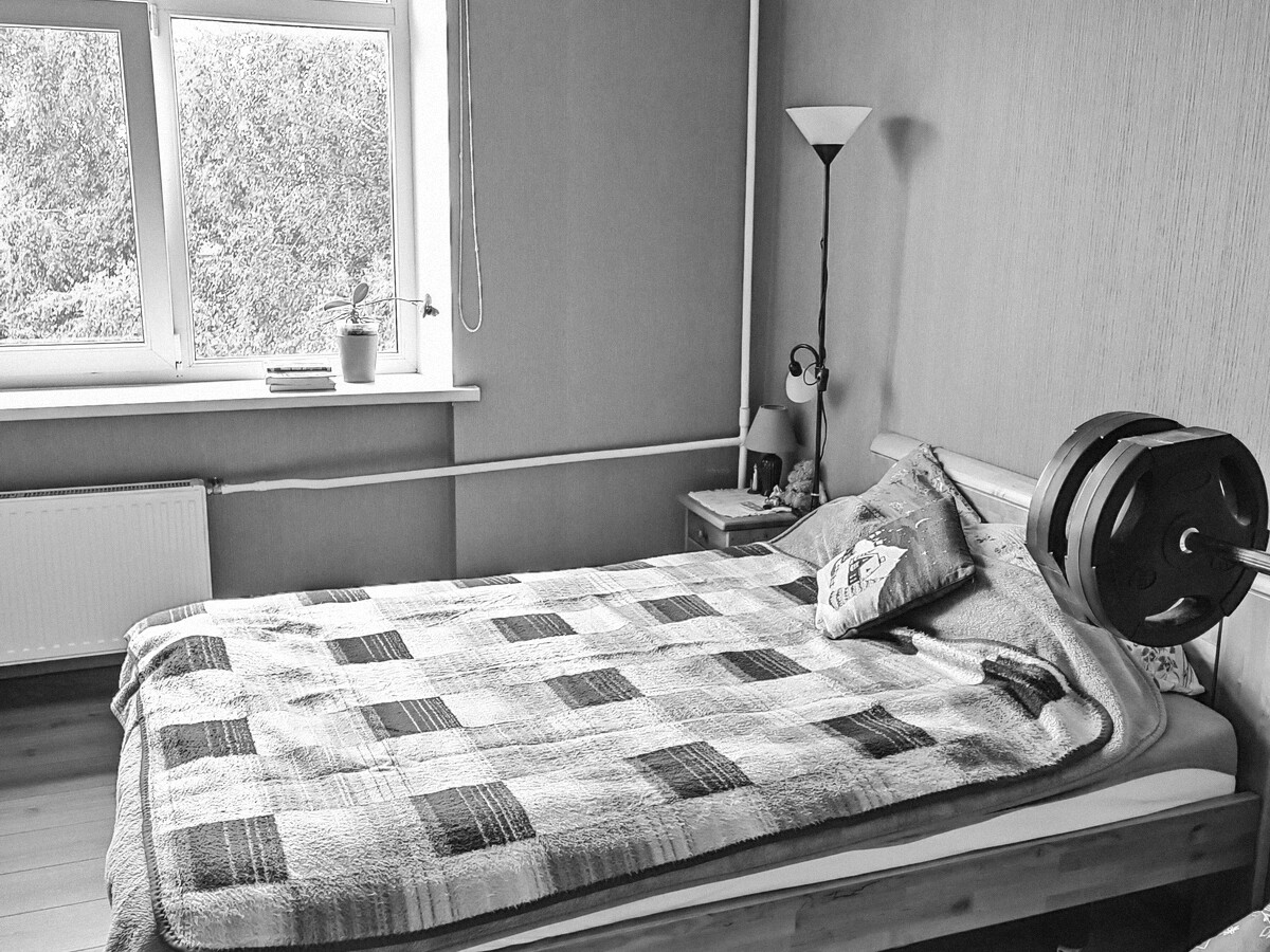 A Rīga flat room, photographed on site by our scout
